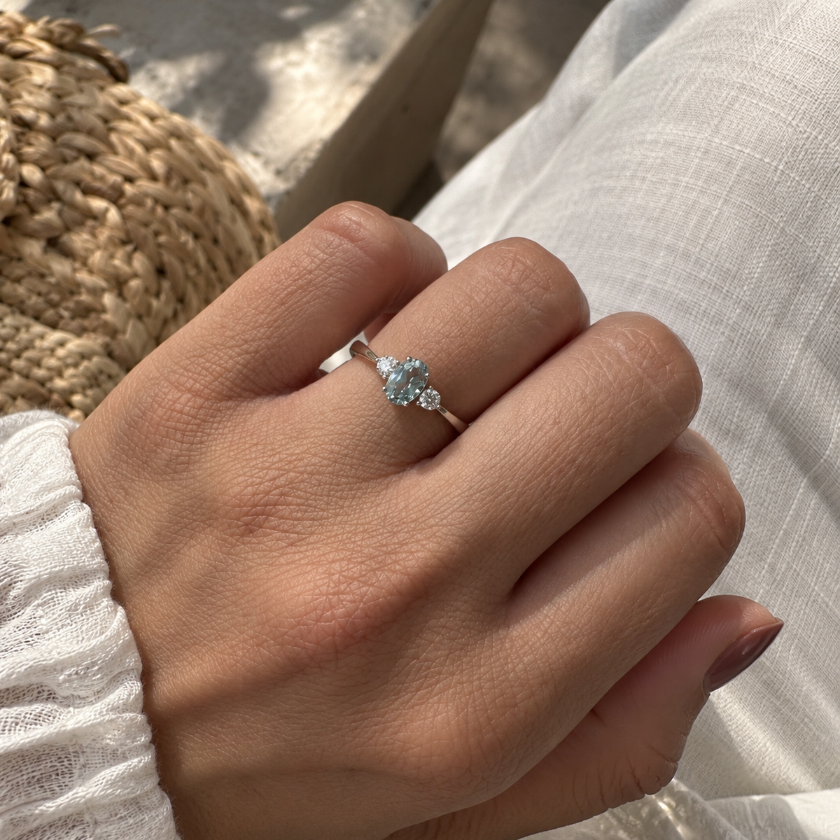 Anillo Topacio Azul Oval